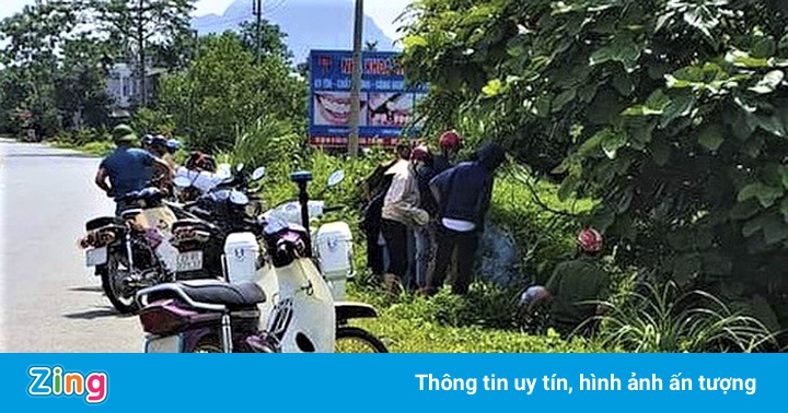 Bỏ rơi bé sơ sinh ở cống thoát nước