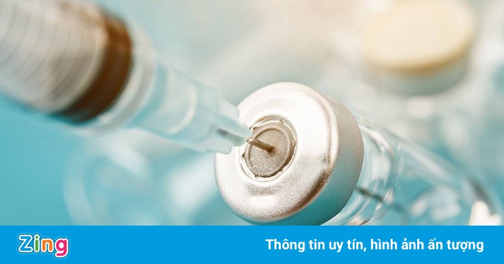 Thứ trưởng Bộ Y tế: ‘Phải đảm bảo an toàn trên từng mũi tiêm vaccine’