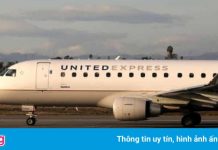 Hành khách nhảy khỏi chiếc máy bay chuẩn bị cất cánh