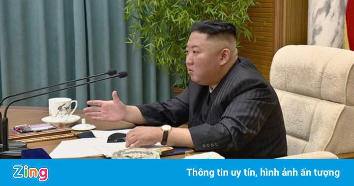 Dân Triều Tiên lo lắng khi ông Kim Jong Un sút cân