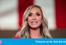 Khuyên người Mỹ ở biên giới mua thêm súng, con dâu Trump bị chỉ trích