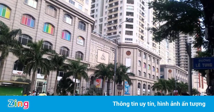 Quận 11 phong tỏa tạm thời 17 tầng của tòa nhà Flemington