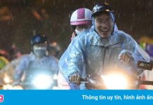 Hà Nội mưa lớn, sấm chớp sau nhiều ngày nắng nóng