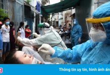 Lấy hơn 240.000 mẫu xét nghiệm ở quận Bình Tân chiều nay