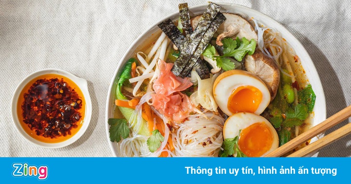 Đầu bếp nổi tiếng gợi ý 7 món Trung Quốc dễ làm mùa dịch Đầu bếp nổi tiếng gợi ý 7 món Trung Quốc dễ làm mùa dịch