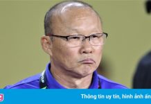 AFC cấm HLV Park tiếp xúc tuyển Việt Nam ở sân