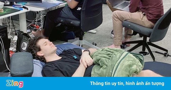 Tỷ phú coin ở nhà thuê, ngủ tại văn phòng Tỷ phú coin ở nhà thuê, ngủ tại văn phòng