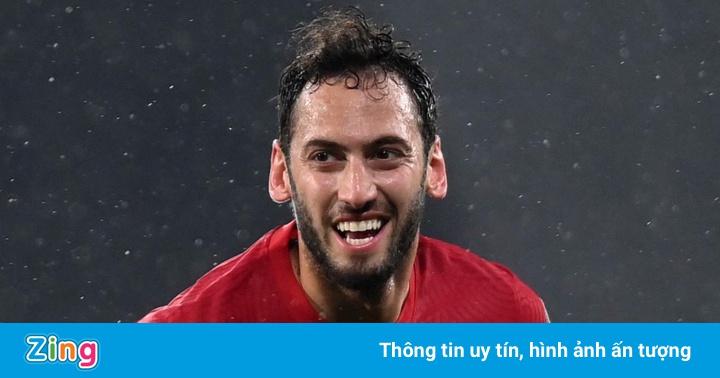 Tuyển Italy phải dè chừng bậc thầy sút phạt Calhanoglu