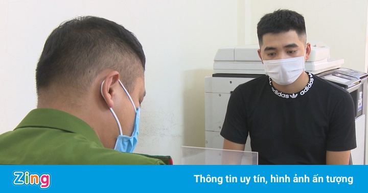 Dùng dấu giả để đưa người qua chốt kiểm dịch