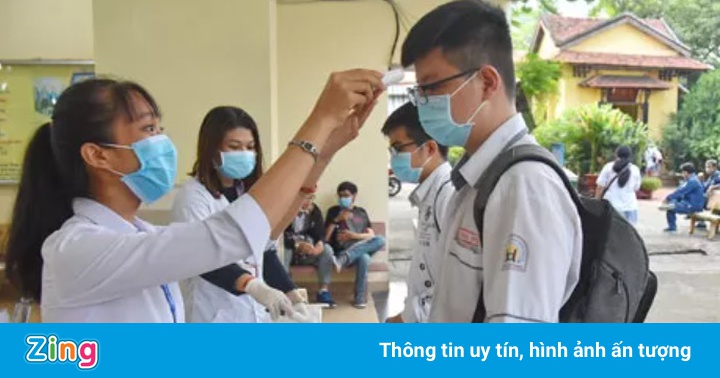 Ráo riết ôn luyện, chạy đua với kỳ thi tốt nghiệp Ráo riết ôn luyện, chạy đua với kỳ thi tốt nghiệp