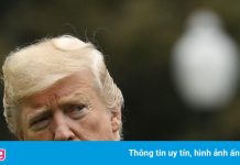 Ông Trump vừa tái xuất, cáo buộc hình sự đã ‘treo lơ lửng’