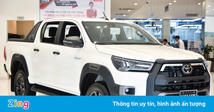 Tôi nên lấy Ranger Wildtrak hay Hilux Adventure với hơn 1 tỷ đồng?