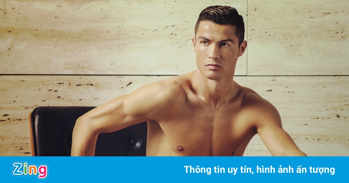 Ronaldo và dàn sao bóng đá gây ấn tượng khi làm người mẫu