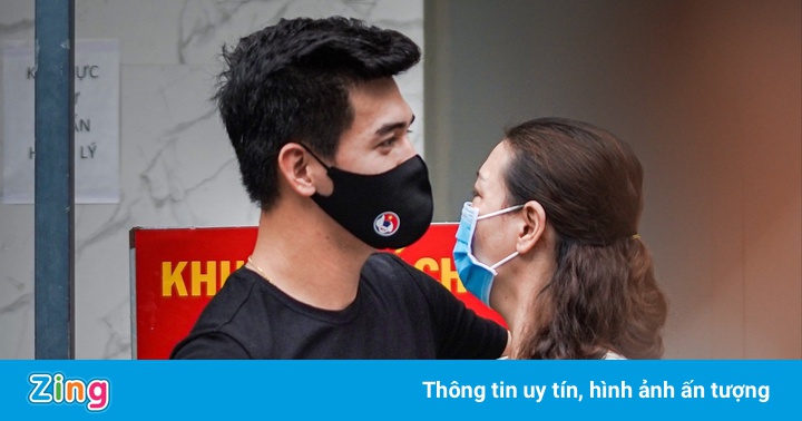 Tiến Linh rời khu cách ly