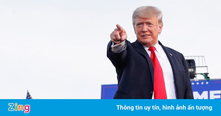 Ông Trump lần đầu tổ chức mít tinh sau gần nửa năm