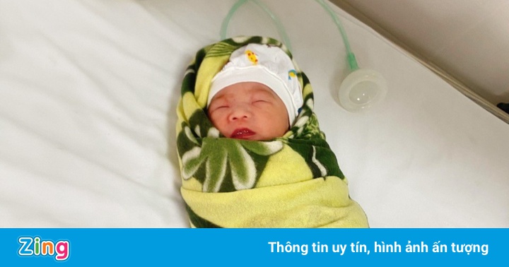 Sản phụ mắc Covid-19: ‘Còn đau lắm, nhưng con khỏe là tôi rất vui’