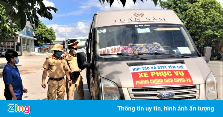 Phát hiện xe dán biển phòng chống dịch chở linh kiện súng Phát hiện xe dán biển phòng chống dịch chở linh kiện súng