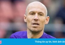 Arjen Robben tuyên bố treo giày