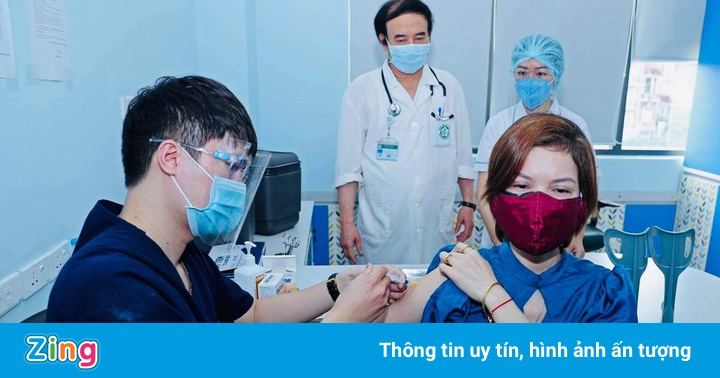 Hàng trăm công nhân ‘đặc biệt’ được tiêm vaccine Covid-19