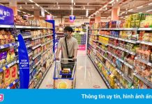 Lượng đơn hàng ‘đi chợ hộ’ tăng mạnh tại TP.HCM