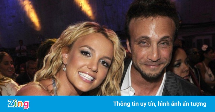 Luật sư xin rút sau khi bị Britney Spears nói lạm quyền