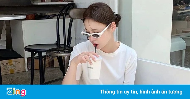 Phối quần áo sành điệu mùa hè chỉ với 2 món đồ Phối quần áo sành điệu mùa hè chỉ với 2 món đồ