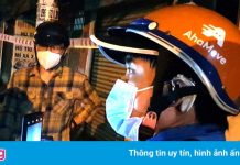 Tài xế AhaMove bị xử phạt vì ra đường sau 18h