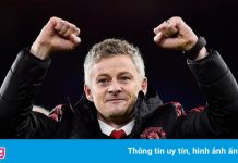 MU lên kế hoạch mua thêm trung vệ