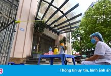 F0 đến nộp công văn, trụ sở Bộ Công Thương được phun khử khuẩn