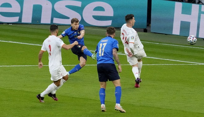 Italy vs Tay Ban Nha anh 18