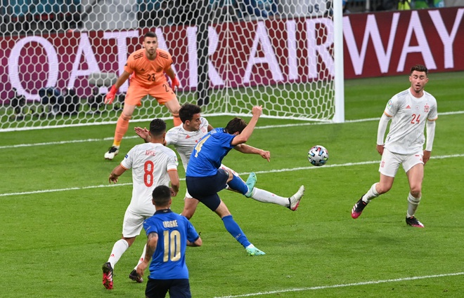 Italy vs Tay Ban Nha anh 8