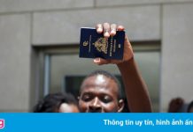 Hàng trăm người Haiti đến Đại sứ quán Mỹ cầu cứu