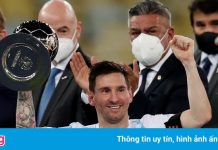 Messi sáng cửa giành Quả bóng vàng thứ 7