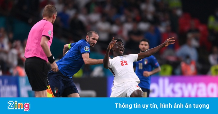 Italy già rơ và hay hơn ở chung kết Euro Italy già rơ và hay hơn ở chung kết Euro