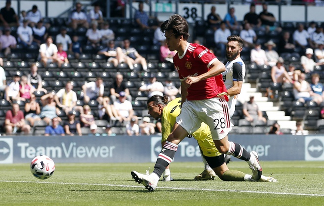 Derby vs Man Utd anh 7