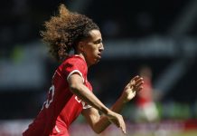 Derby 1-2 Man Utd: Lingard sút dội xà Derby vs Man Utd anh 1