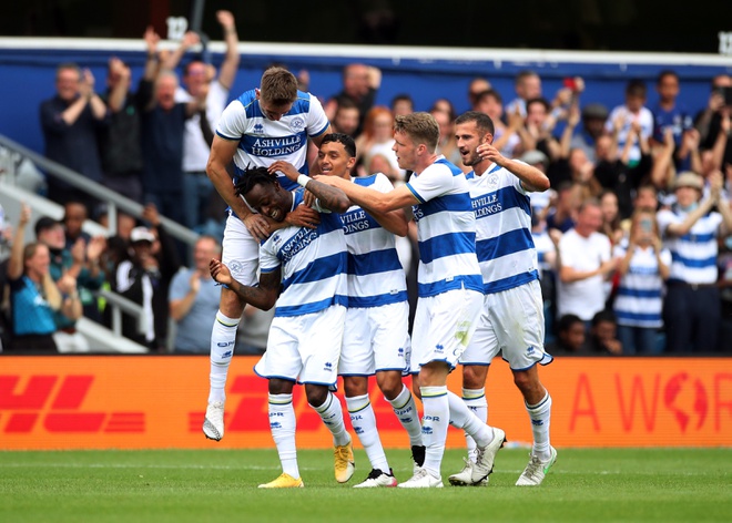 QPR vs Man Utd anh 5