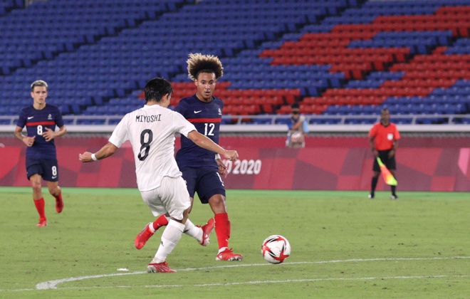 Olympic Phap vs Nhat Ban anh 5