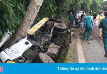 Lật xe trên đèo Bảo Lộc, 2 người tử vong