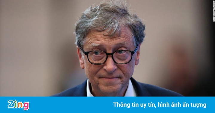 Bill Gates hối lỗi, khóc trước đám đông