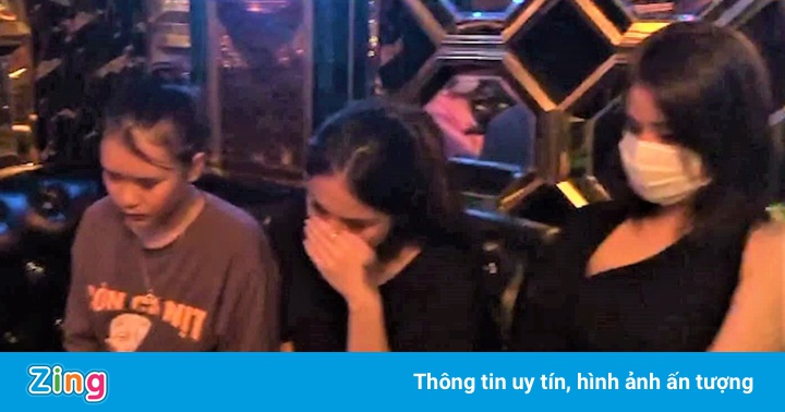 13 người trong quán karaoke dương tính với ma túy