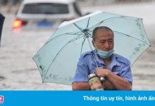 Nhà máy iPhone Trung Quốc thưởng kỷ lục cho công nhân sau đợt lũ