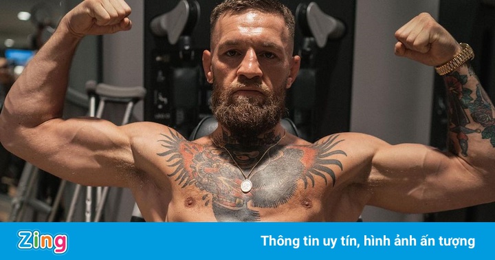 McGregor trở lại tập luyện sau khi bị gãy chân