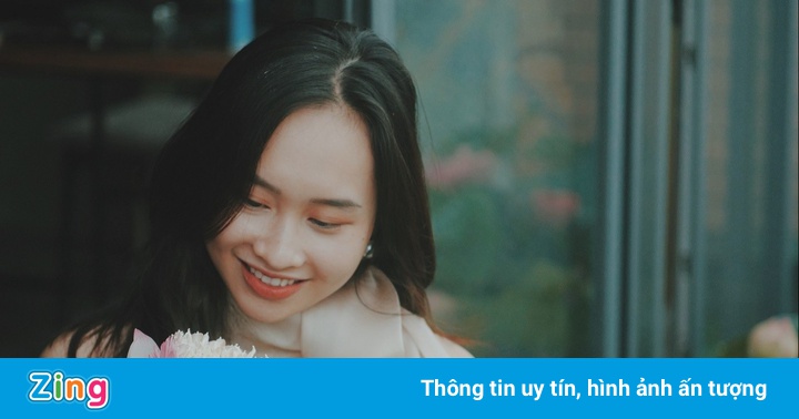 Hồ sen trong căn penthouse của á khôi ĐH Kinh tế Quốc dân