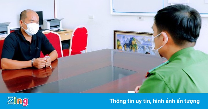 Tài xế say xỉn đánh cán bộ chốt kiểm soát dịch Covid-19 Tài xế say xỉn đánh cán bộ chốt kiểm soát dịch Covid-19
