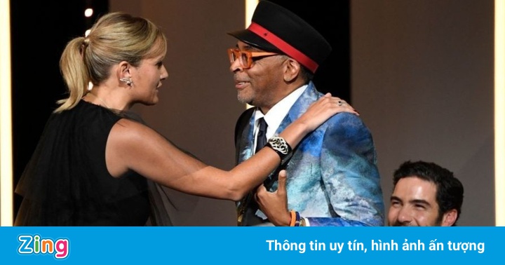 Giám khảo buột miệng ở lễ trao giải Cannes 2021 Giám khảo buột miệng ở lễ trao giải Cannes 2021
