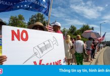 Gần nửa dân số Mỹ tin vào các thuyết âm mưu