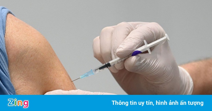 Nhận 4 mũi tiêm vaccine, người đàn ông ở Hong Kong có thể bị truy tố