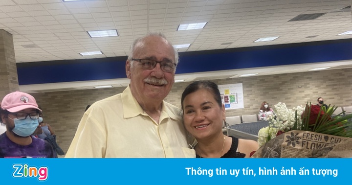 Cựu binh Mỹ đoàn tụ với con gái người Việt sau 50 năm Cựu binh Mỹ đoàn tụ với con gái người Việt sau 50 năm