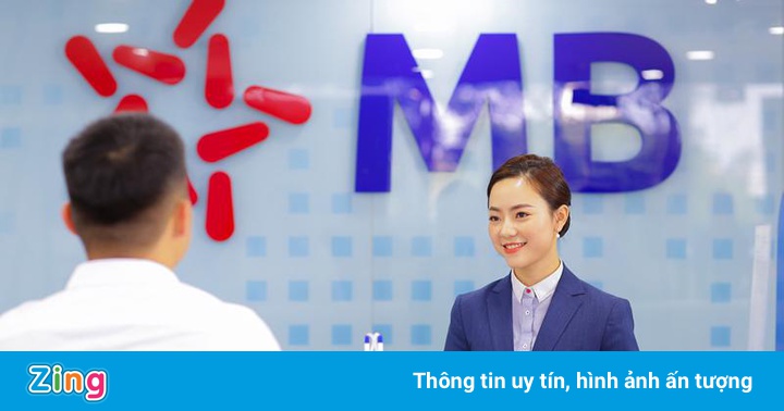 Nửa năm lãi lớn, MBBank tăng thu nhập nhân viên lên 35 triệu/tháng